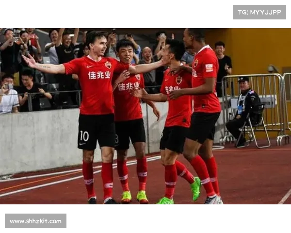 天赋球员的崛起之路：从新秀到球队核心的蜕变与挑战