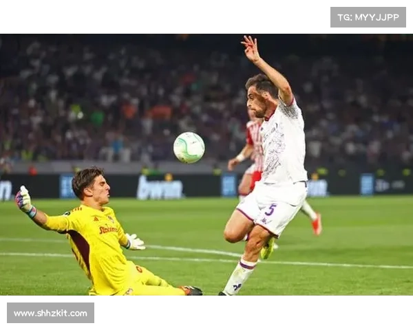 奥林匹亚科斯崛起之路：欧协联冠军背后的奋斗与荣耀